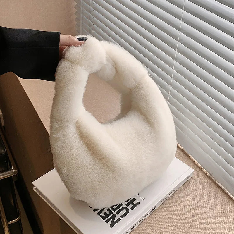 Kawaii Plush Half Moon Clutch 🐾✨ | Stylish Furry Coin Purse for Trendy Ladies! 👜💖