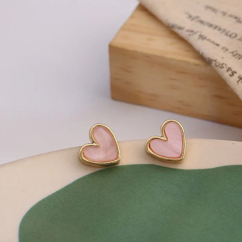 Charming Kawaii Red Heart Stud Earrings 💖✨ - Adorable Jewelry for Romantic Moments & Gifts! 🎁