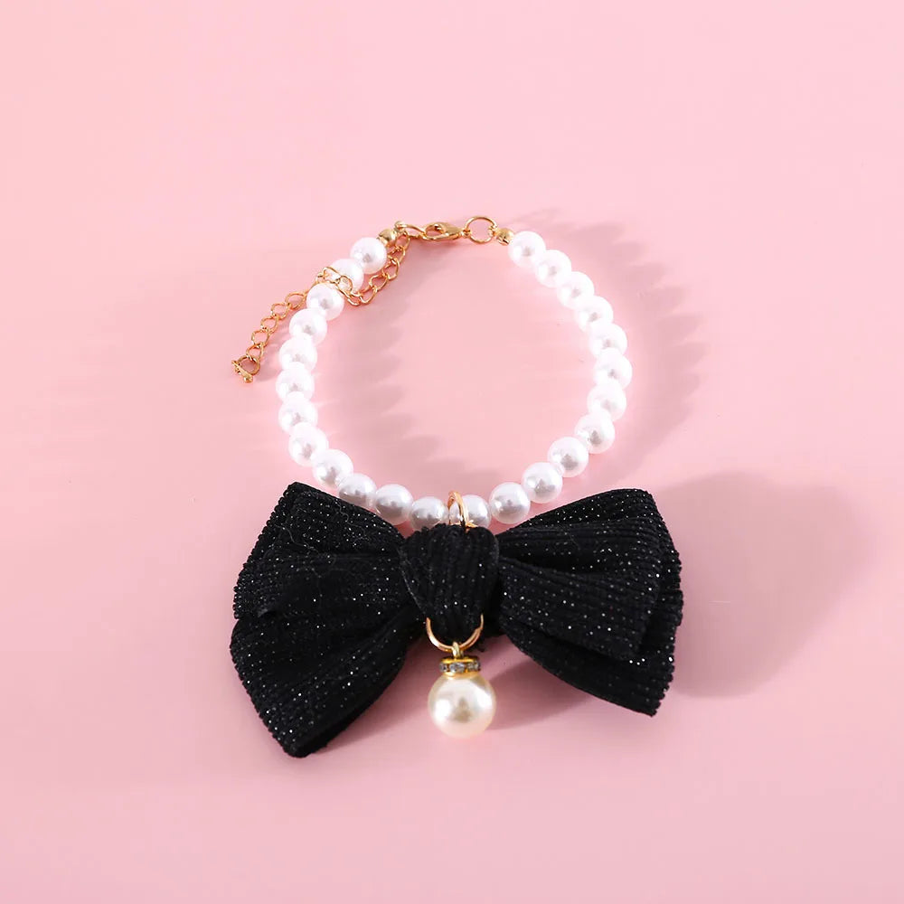 ✨ Sparkling Pet Pearl Collar with Adorable Bowtie 💖 - Bling Jewelry for Your Furry Friends! 🐾