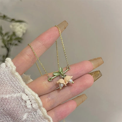 Kawaii Enamel Bell Orchid Pearl Choker 🌸✨ – Cute Floral Pendant Necklace for Women | Perfect Gift for Special Occasions!