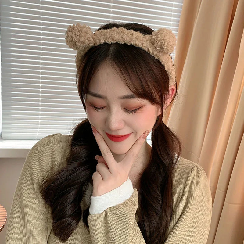 Kawaii Plush Bear Ear Headband 🐻✨ - Adorable Non-Slip Hair Accessory for Makeup & Daily Fun 💖🎀