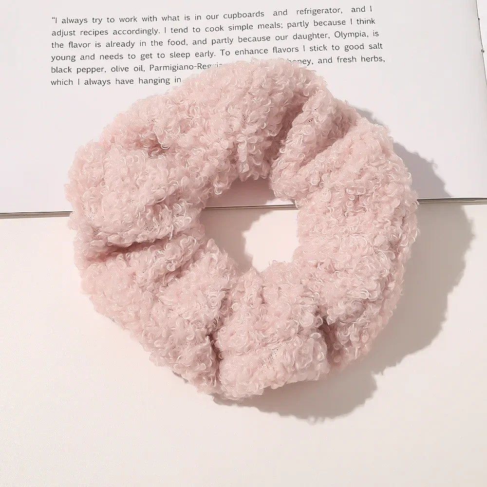 Kawaii Soft Plush Pompom Hair Ties for Girls & Women 🎀✨ - Cute Elastic Hair Bands for Winter Fashion! 🌟💖