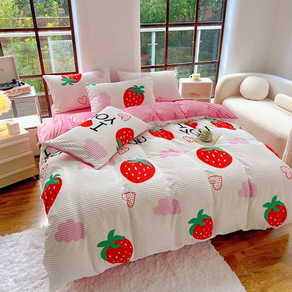 Kawaii Strawberry Dreams Duvet Set 🍓✨ Fluffy Reversible Bedding & Pillowcases! 🌈💤