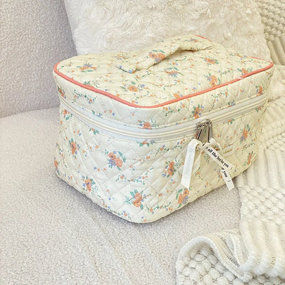 Kawaii Floral Makeup Bag 🌸✨ | Large Capacity Cosmetic Clutch for Travel & Toiletries 💖👜