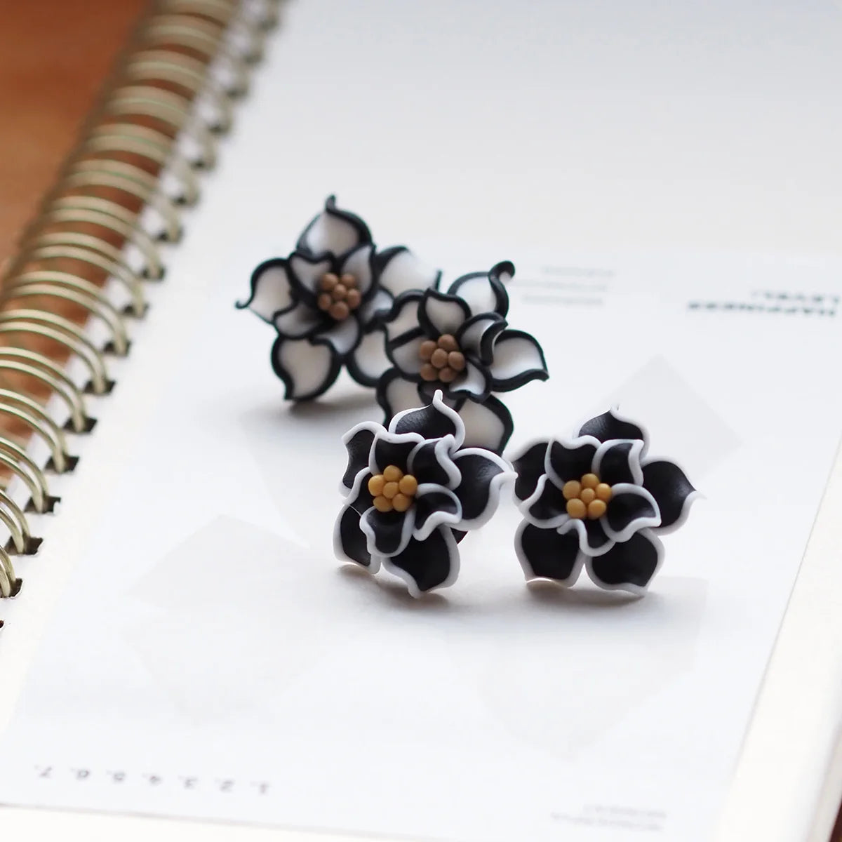 Trendy Handmade Polymer Clay Flower Earrings, 3D Floral Studs for Women,Lightweight Boho Statement Jewelry, Chic Gift