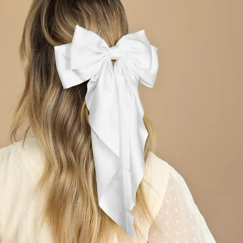 Adorable Bowknot Hair Clip 🎀✨ - Cute Ponytail Accessory for Trendy Girls! 🌸💕