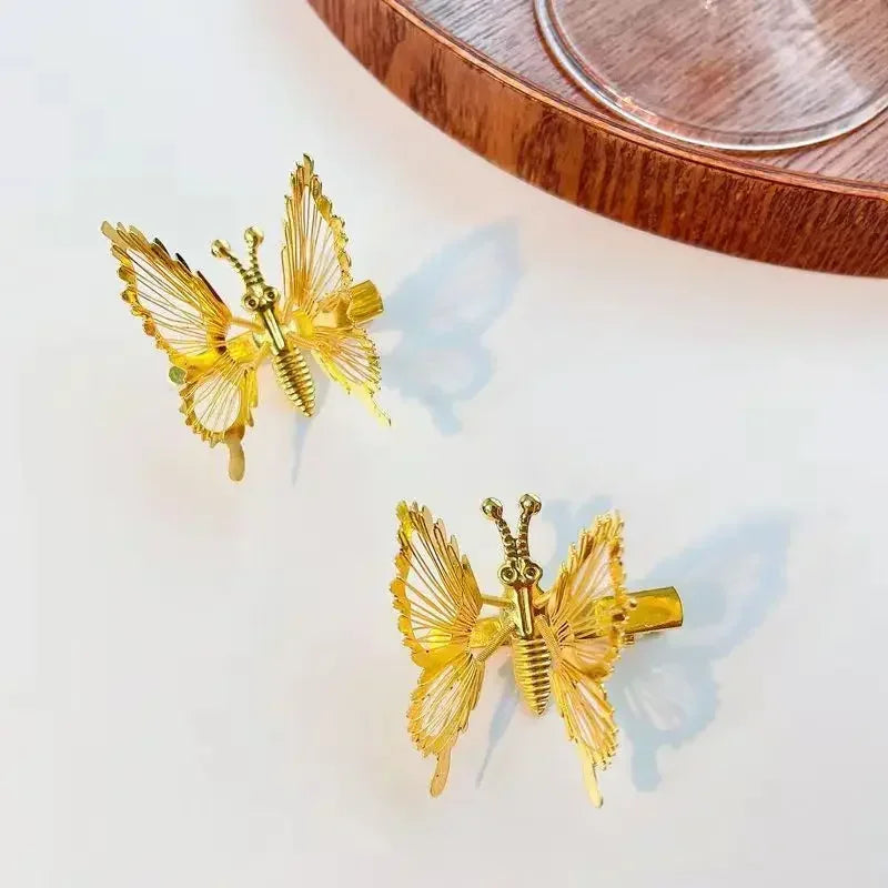 Kawaii Butterfly Hairpin 🌸✨ Vintage Tassel Clip for Adorable Style 🦋