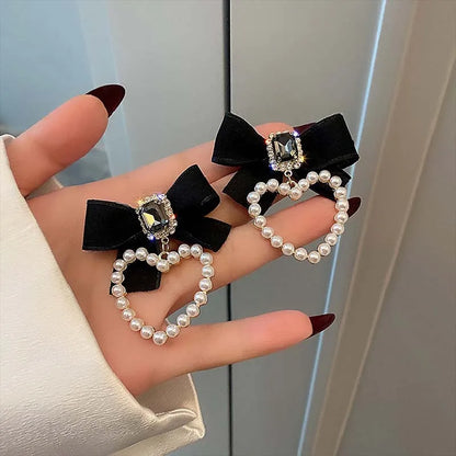 Kawaii Retro Rhinestone Bow Heart Clip-On Earrings 🌟💕