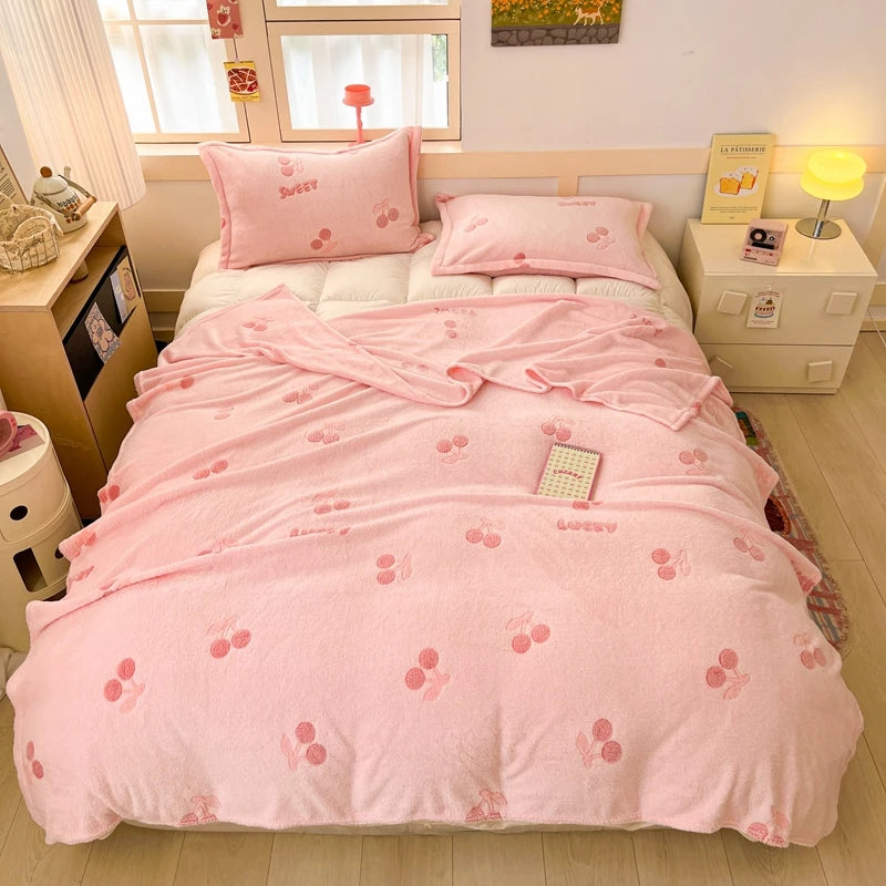 Cute Strawberry Dreams 🍓✨ Cozy Flannel Blanket for Kids - Perfect for Cuddles & Adventures! 🌟🛋️ - Pixie Quill