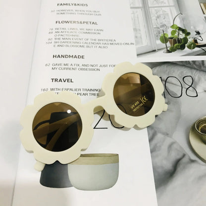 Kawaii Baby Sunglasses 🌈✨ | Adorable Frosted Frames for Summer Fun! 🕶️👶