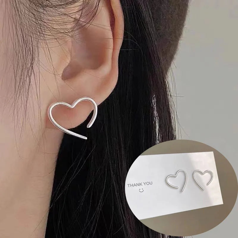 Charming Kawaii Red Heart Stud Earrings 💖✨ - Adorable Jewelry for Romantic Moments & Gifts! 🎁