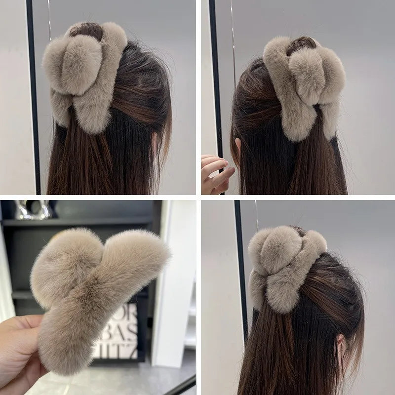 Kawaii Plush Rex Rabbit Fur Hair Claw 🐰✨ - Adorable Elegant Hair Accessory for Women!