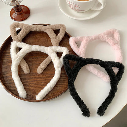 Kawaii Cat Ears Headband 🐾✨ Cozy Velvet Hair Hoop for Women 🌸 Perfect for Autumn & Winter!