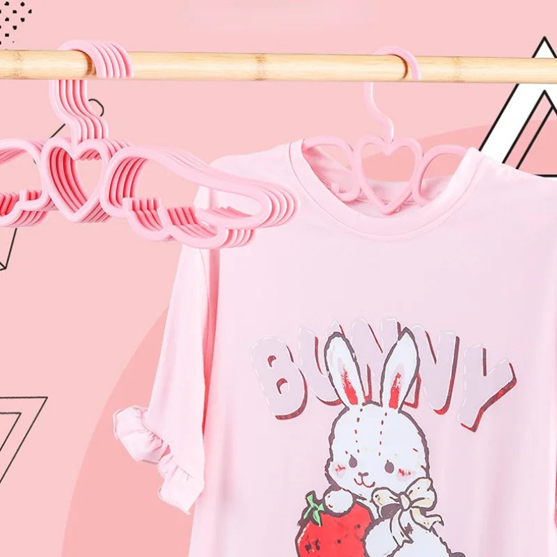 Kawaii Angel Wings Hangers 🌈✨ - Adorable Heart-Shaped Wardrobe Organizers for Stylish Kids' Rooms 💖👗