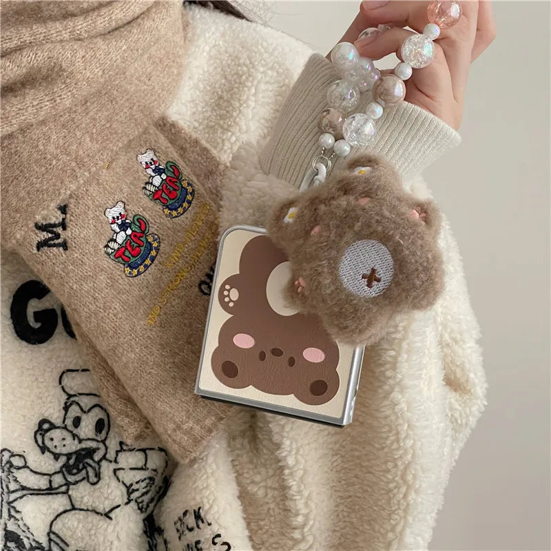 ✨ Adorable Cartoon Bear Bracelet Case for Samsung Galaxy Z Flip 3/4/5/6 🐻💖 Shockproof Lambskin Cover!