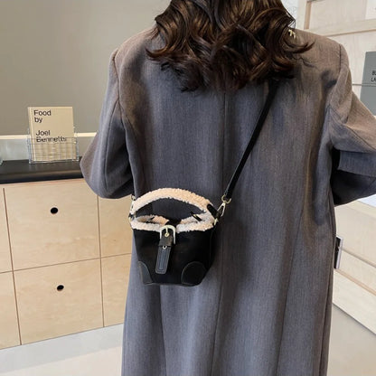 Kawaii Lamb Wool Bucket Bag 🐑✨ | Vintage Plush Crossbody Bag for Women 🎒💖