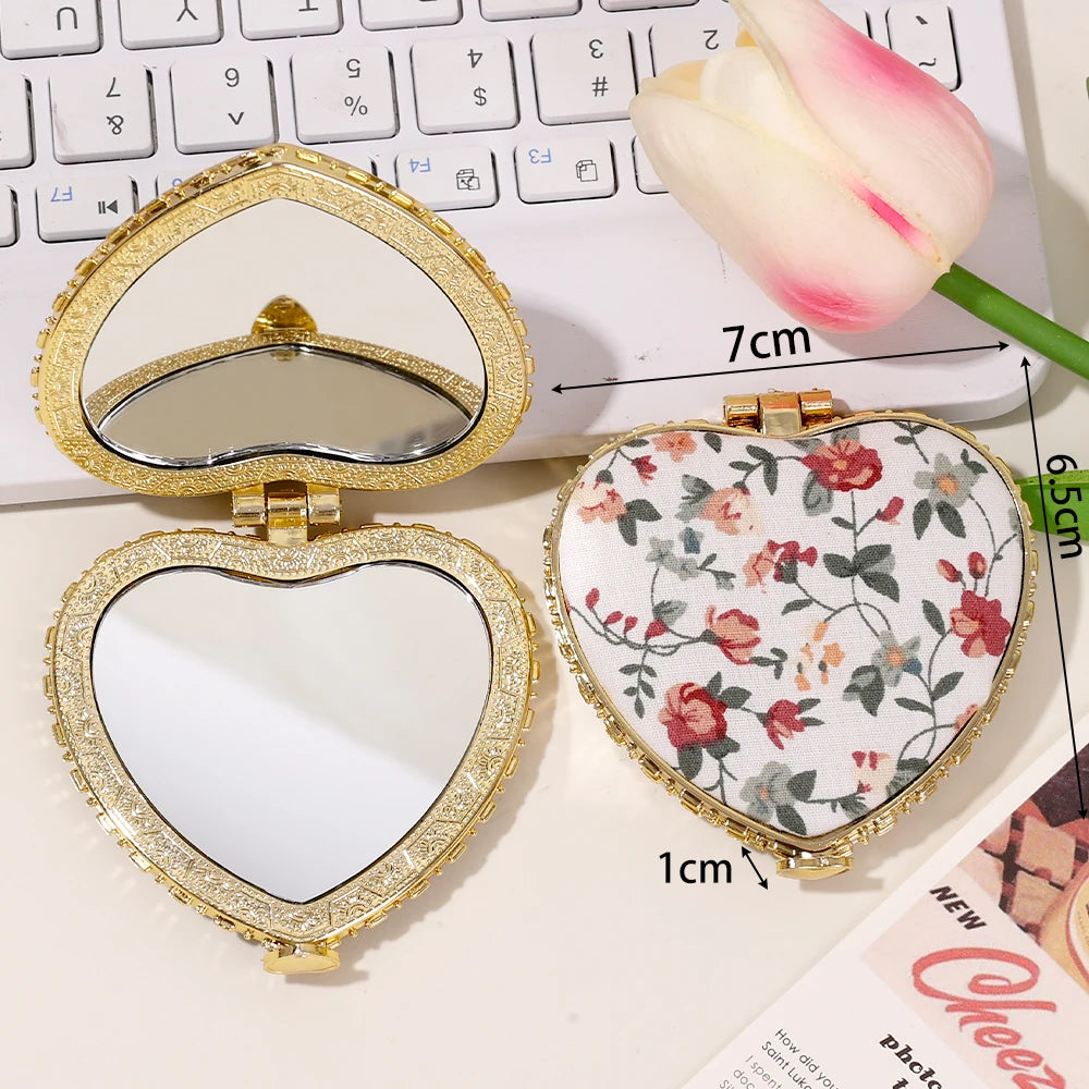 Kawaii Retro Fabric Pocket Mirror 🌸✨ - Double-Sided Compact Makeup Mirror for Cute Touch-Ups! 💖