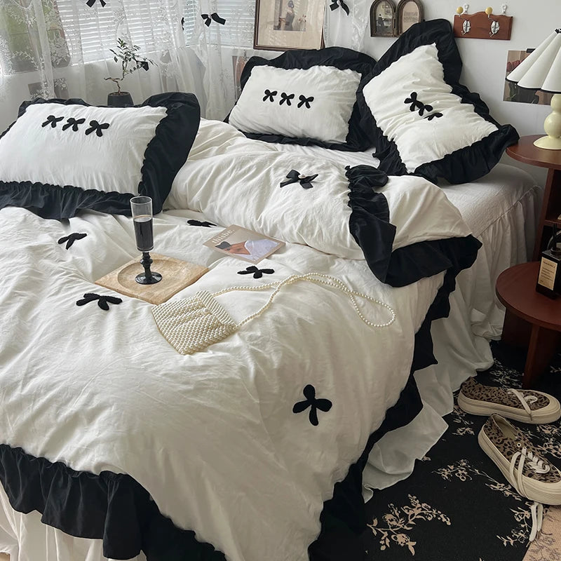 Kawaii Princess Black Bow Bedding Set 🖤✨ Soft Cotton Duvet Cover & Pillowcases for Dreamy Sleep 💤🌸