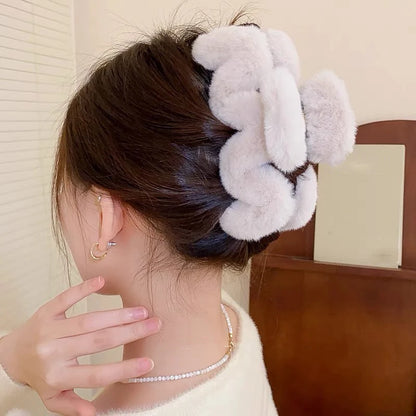 Cute Plush Big Crab Hair Claw Clip 🦀✨ | Perfect for Thick Hair & Playful Ponytails | Adorable Kawaii Hair Accessory for Women! 🎀