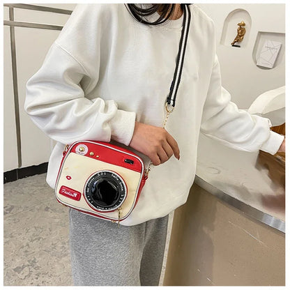 Kawaii Retro Camera Crossbody Bag 🎀✨ | Cute Mini PU Leather Messenger Purse for Fashionable Ladies 👜💕