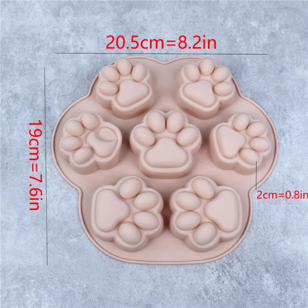 Paw Print Silicone Mold for Dog Cat Treats Candy Fondant Soap 🐾