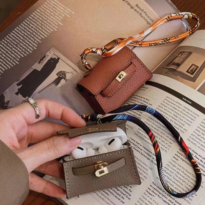 Kawaii Mini Leather Bag for AirPods & Galaxy Buds 🎧✨ - Adorable Charm Case!