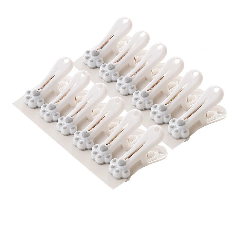 Kawaii 12-Piece Cat-Themed Clothespins 🐾✨ Adorable Quilt Hangers for Windproof Drying & Organization! 🌈🧺