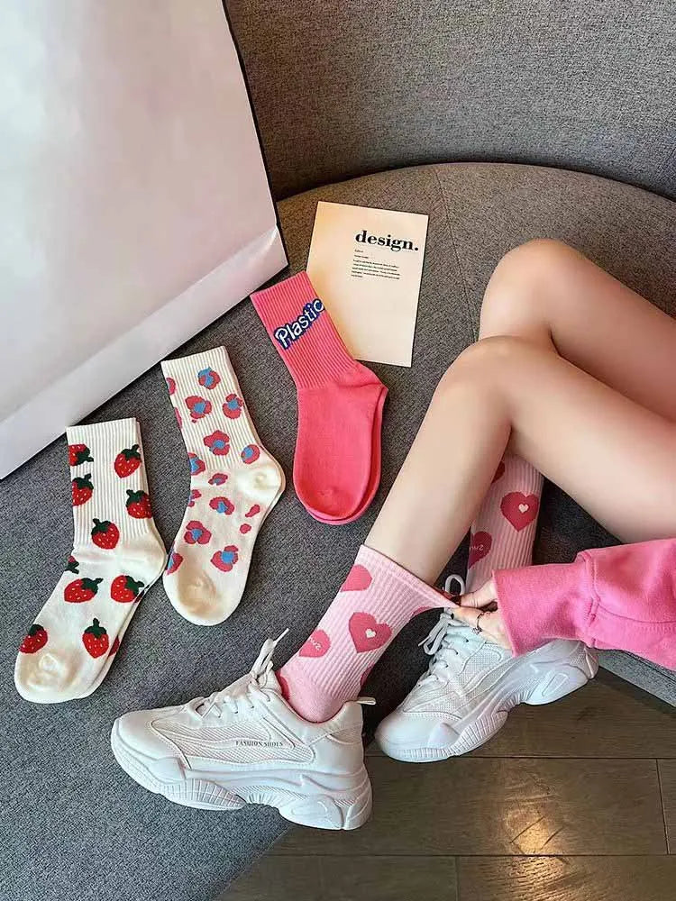 🍓 Sweet Strawberry Delight Socks 🍬 | Fun Harajuku Style for Happy Feet | Cute Cotton Treats 🎉🎀