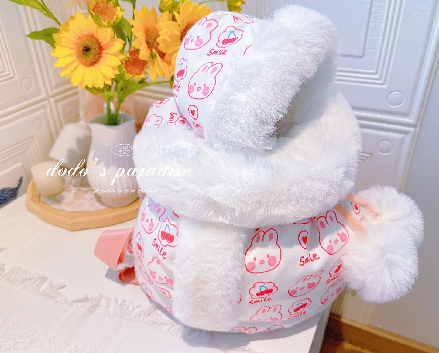 Kawaii Cozy Pet Carrier 🐾✨ | Winter Fur Collar Backpack for Cats & Puppies 🐶❄️