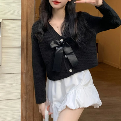 Kawaii Bow V-Neck Cardigan Sweater 🌸✨ | Cozy Long Sleeve Top for Sweet Style 🍭💖