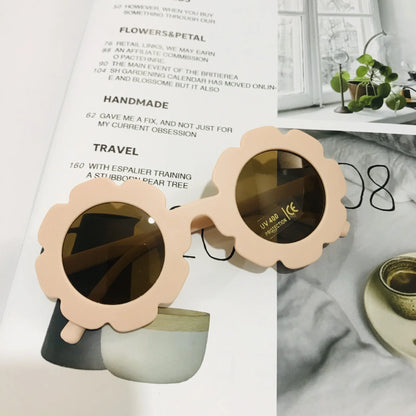 Kawaii Baby Sunglasses 🌈✨ | Adorable Frosted Frames for Summer Fun! 🕶️👶