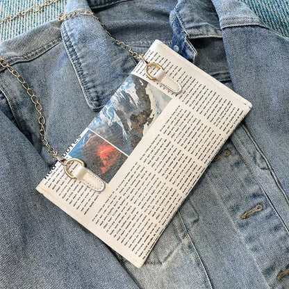 Kawaii Chic Women's Newspaper Messenger Bag 📬✨ - Adorable Square Shoulder Bag for Trendy Fashionistas! 👜💕