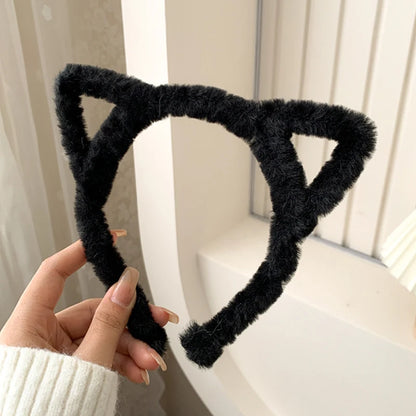 Kawaii Cat Ears Headband 🐾✨ Cozy Velvet Hair Hoop for Women 🌸 Perfect for Autumn & Winter!