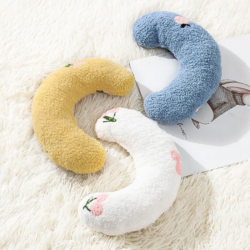 Pet Little Pillow Fashion Neck Protector Deep Sleep Puppy Kitten U-Shaped Pillow Dog Cat Headrest Sleeping Pillow Pet Supplies