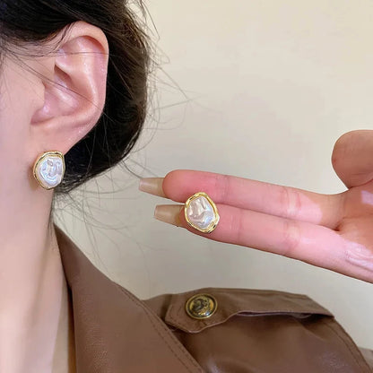 Kawaii Geometric Round Pearl Earrings ✨🌷 Cute Minimalist Jewelry for Trendsetting Women! 🎀