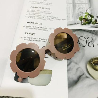 Kawaii Baby Sunglasses 🌈✨ | Adorable Frosted Frames for Summer Fun! 🕶️👶