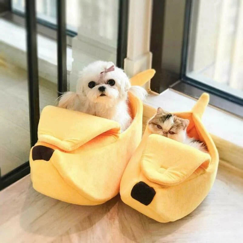 🍌 Cozy Banana Pet Bed 🐾 Cute & Comfy Nest for Cats & Dogs 🌟