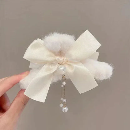 🎀 Plush Bow & Tassel Hair Claw Clips ✨ Cute Korean Style for Girls - Perfect Fall & Winter Accessory! 🦈