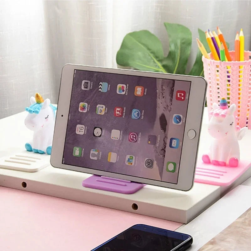 🌈 Adorable Unicorn Phone Stand ✨ Cute Anti-Slip Holder for Your Desk 📱 Perfect for iPhone, Xiaomi, Huawei & Samsung! 🦄 - Pixie Quill